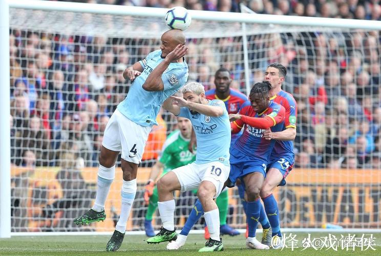 曼城3比0胜水晶宫,奥莱利或成后腰新选择 曼城3比0胜水晶宫,奥莱利或成后腰新选择