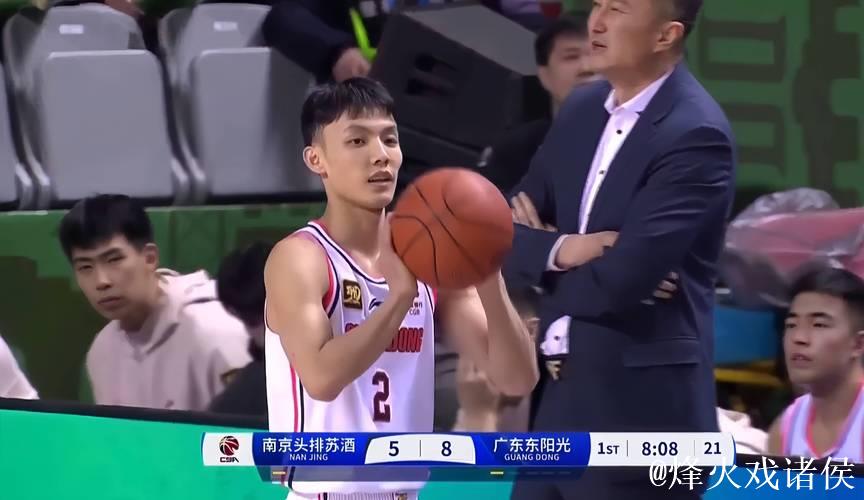 广东送浙江两连败!徐杰带伤出战,萨姆纳救赎之战,杜锋拒绝爆冷 广东送浙江两连败!徐杰带伤出战,萨姆纳救赎之战,杜锋拒绝爆冷